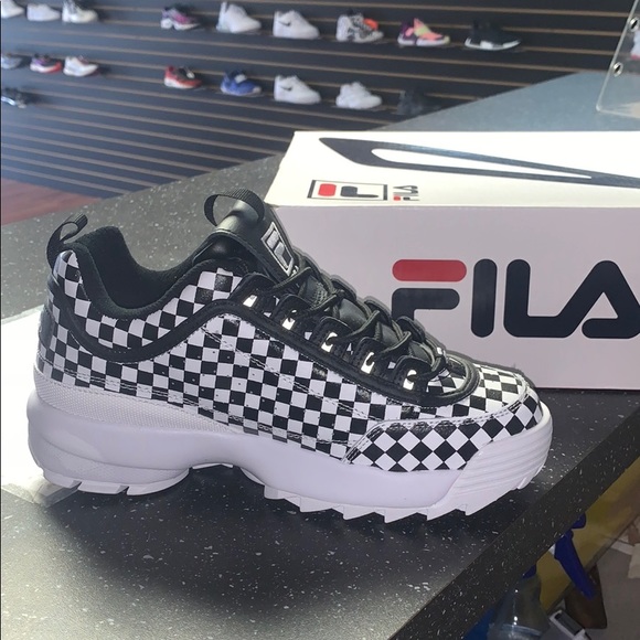 checkered fila disruptors